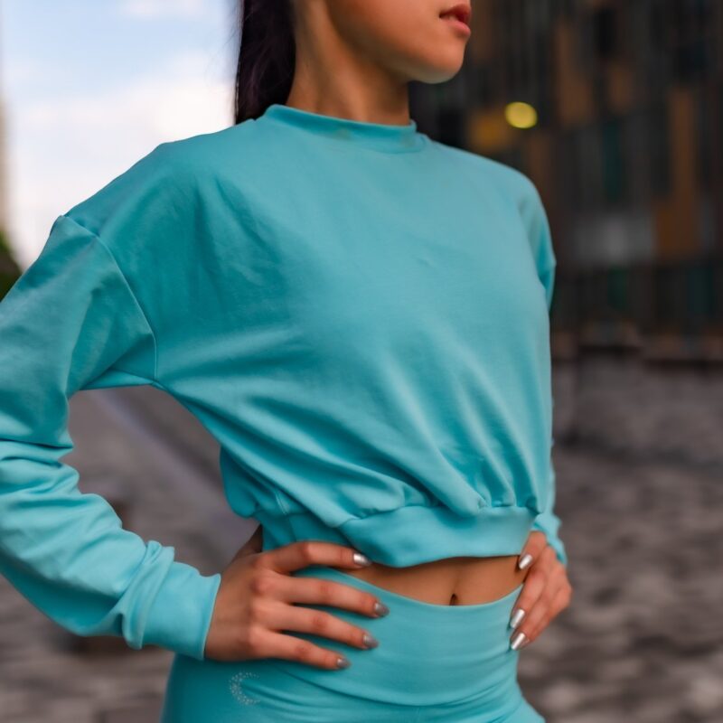 Basilica Onyro Crop Top Sweater